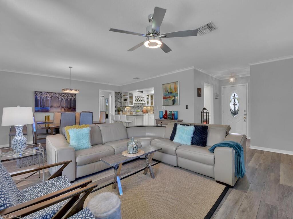4263 Island CIR D photo 16