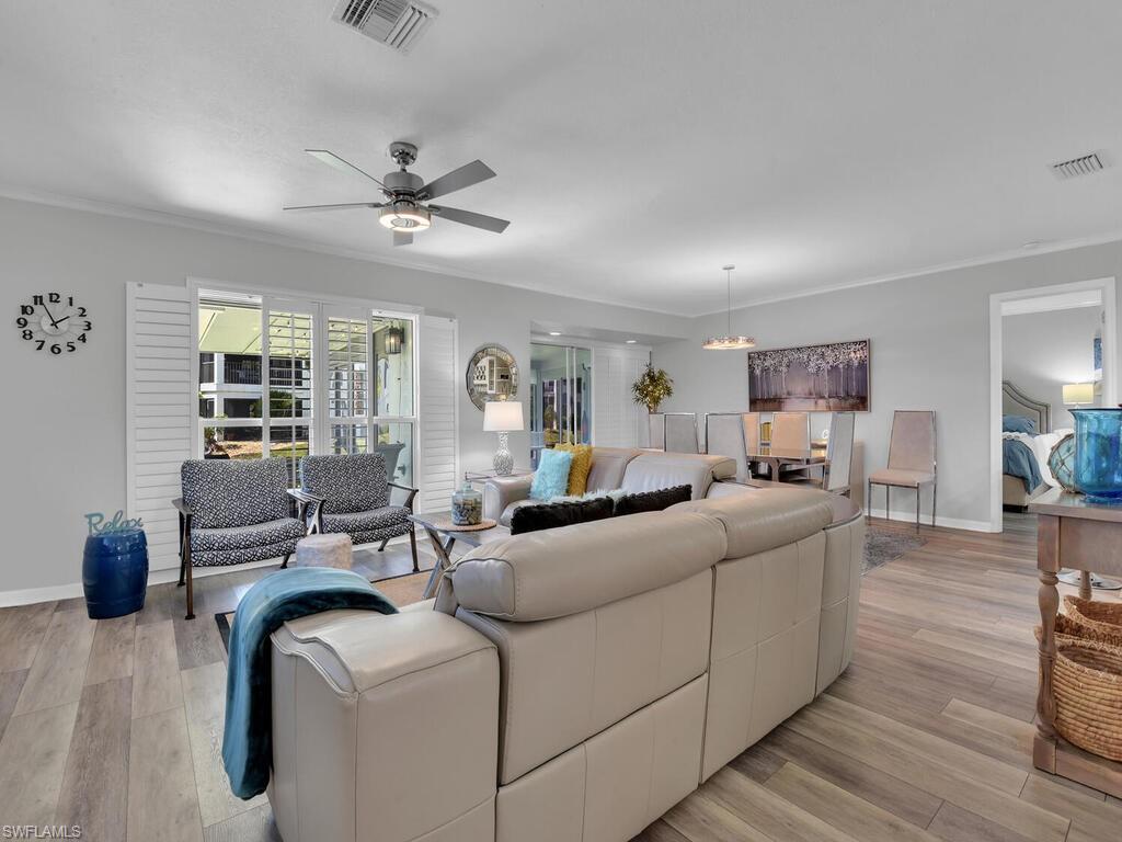 4263 Island CIR D photo 7