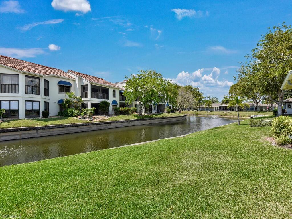 4263 Island CIR D photo 34