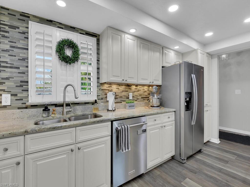 4263 Island CIR D photo 10