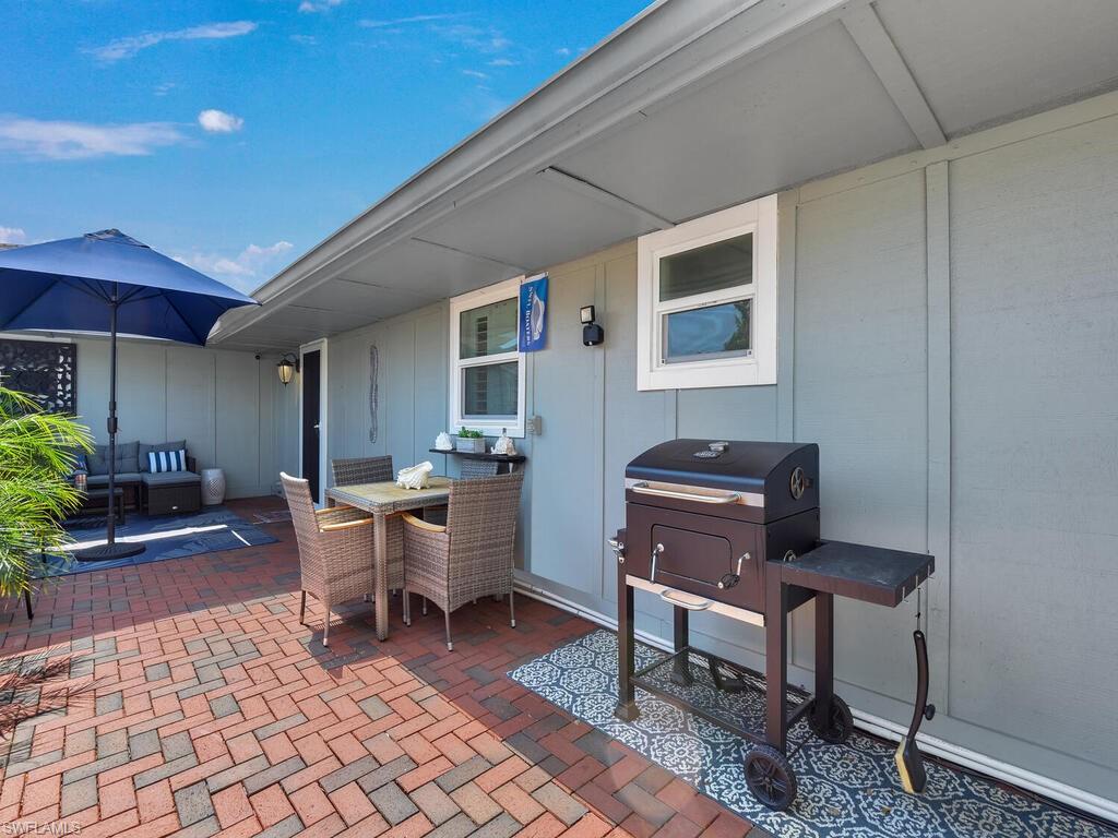 4263 Island CIR D photo 33