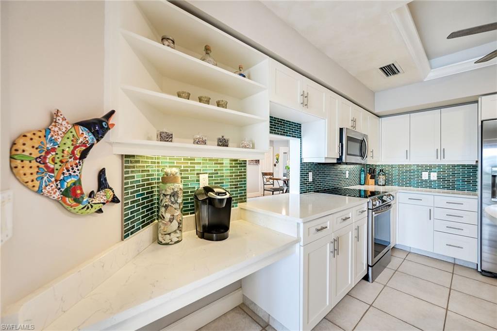 4530 Gulf Shore BLVD N 2-122 photo 7