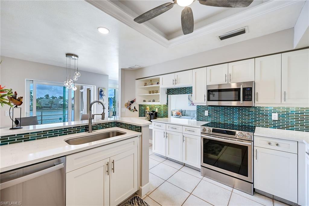 4530 Gulf Shore BLVD N 2-122 photo 10