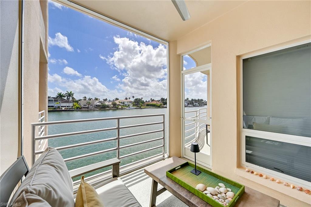 Screened Balcony