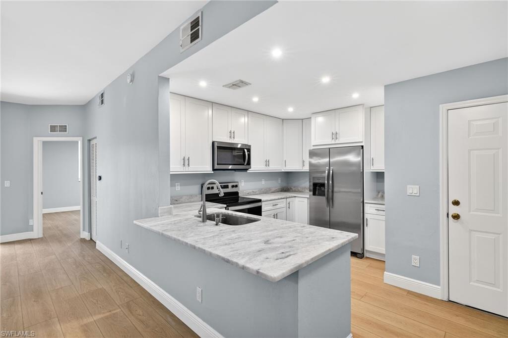 4109 Bellasol CIR 1113 photo 12