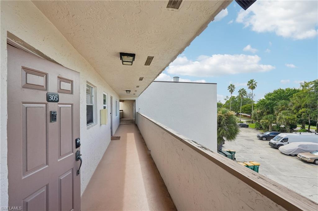 499 Forest Lakes BLVD 305 photo 27