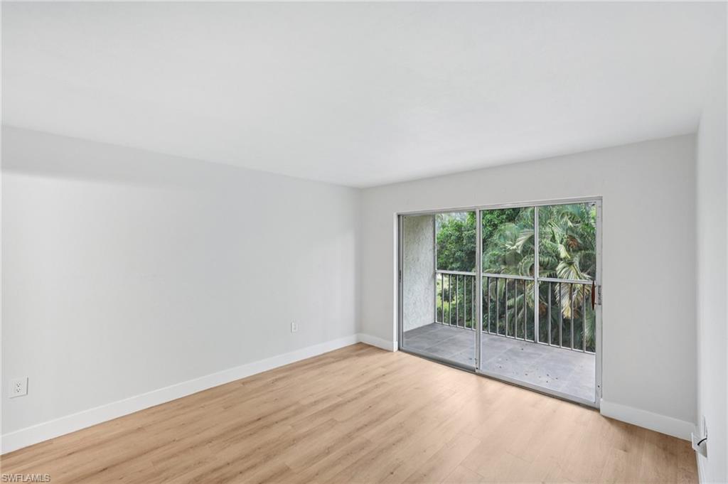 499 Forest Lakes BLVD 305 photo 16