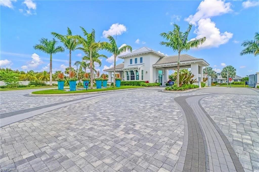 9175 Cayman DR photo 17