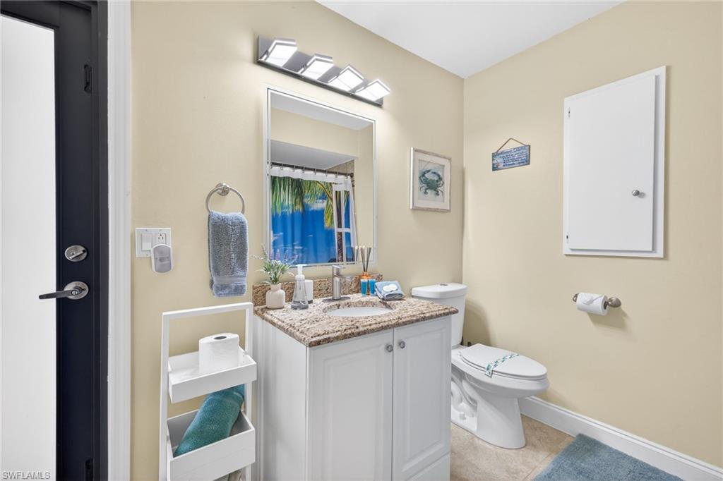 402 SW 37th LN photo 27