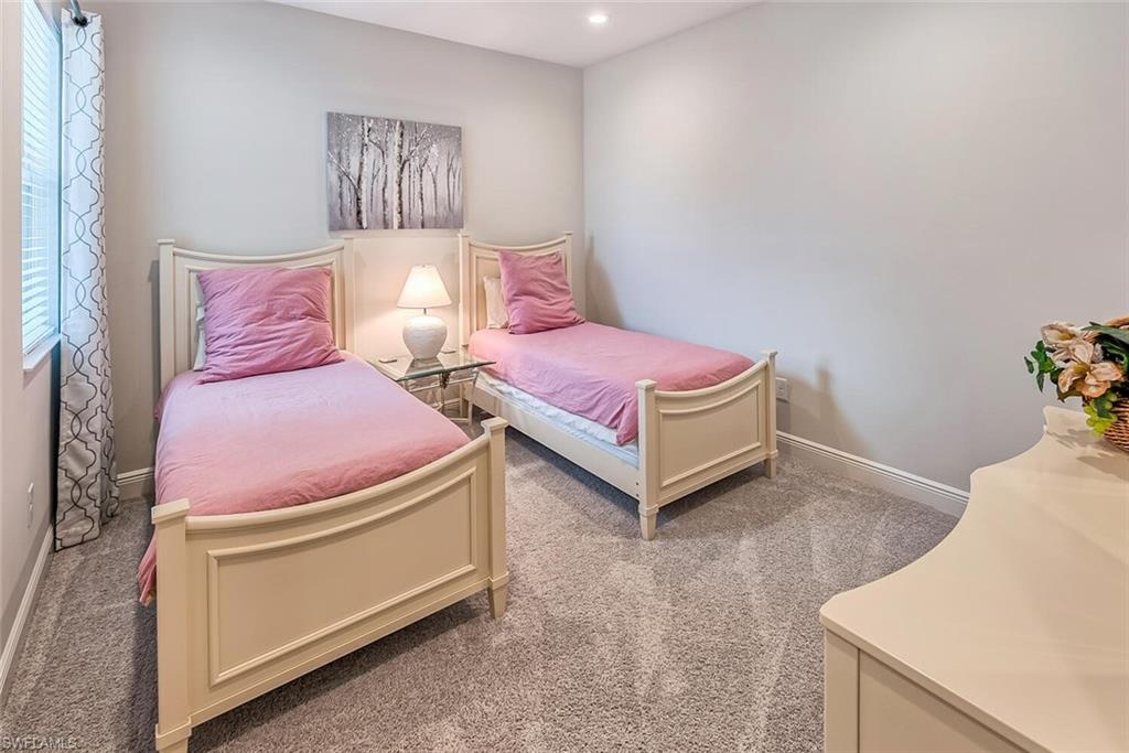 6954 Avalon CIR 707 photo 13