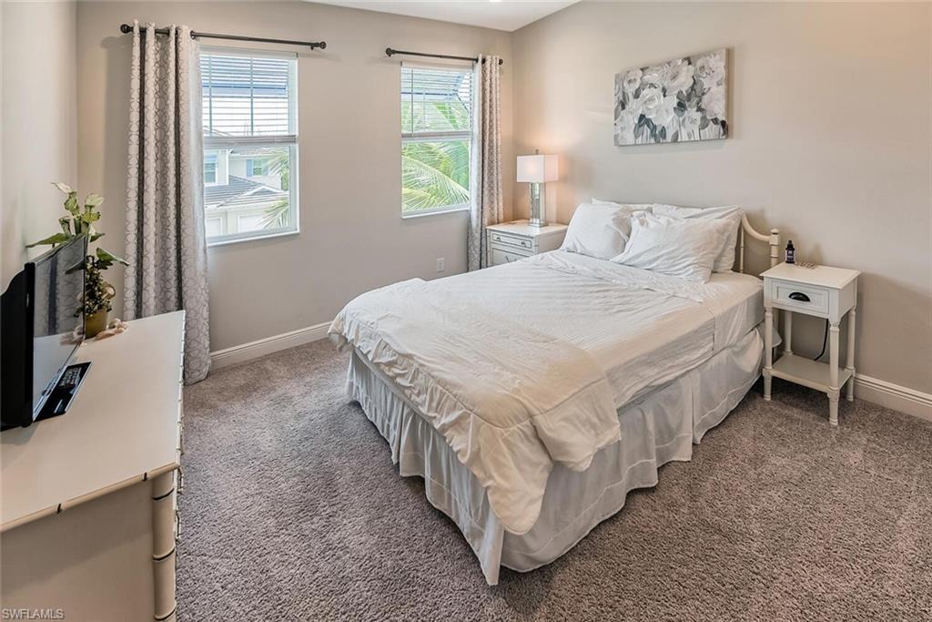 6954 Avalon CIR 707 photo 16