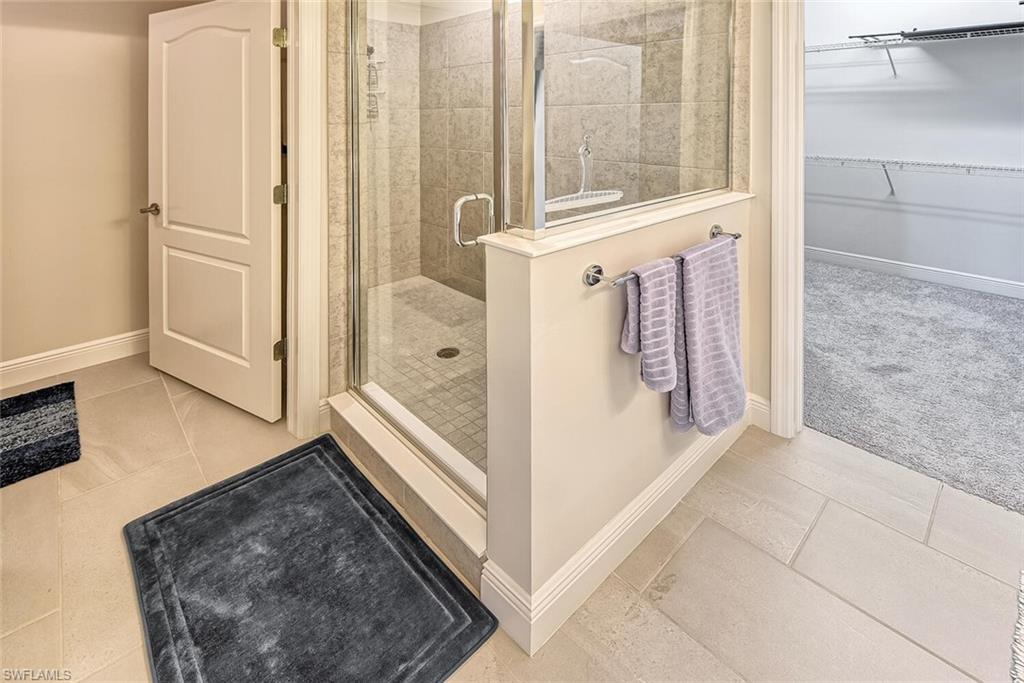6954 Avalon CIR 707 photo 10