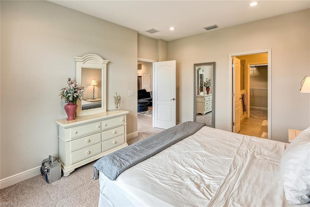 6954 Avalon CIR 707 photo 8