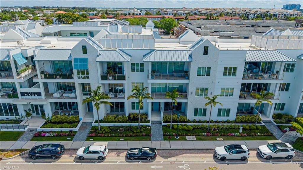 201 8th ST S #104