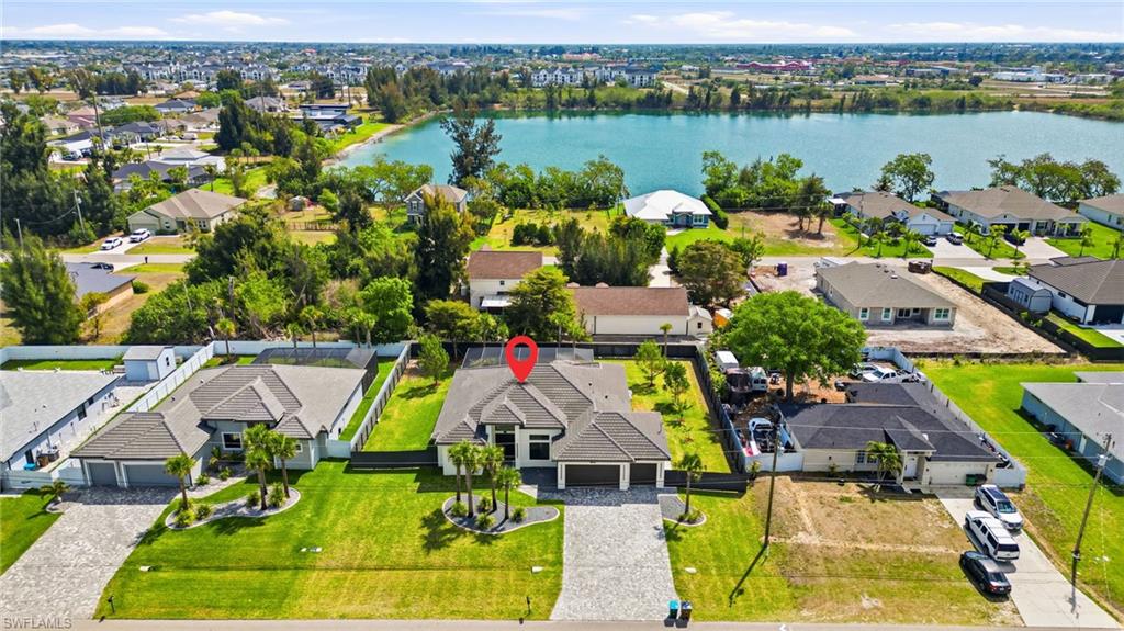 423 SW 19th AVE