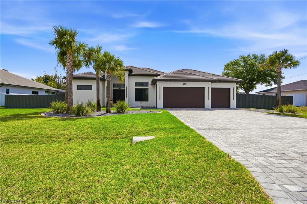 423 SW 19th AVE