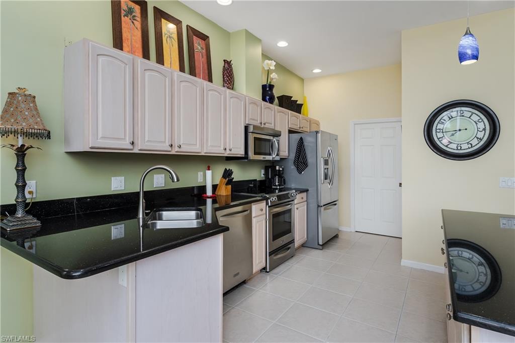 Kitchen - 4
