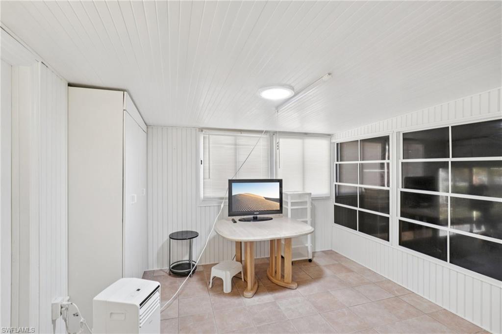 9798 Sugarberry WAY photo 16