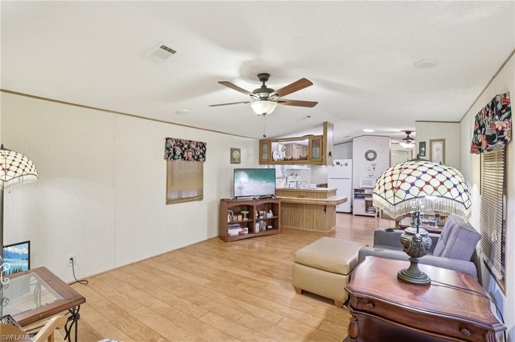 9798 Sugarberry WAY photo 9