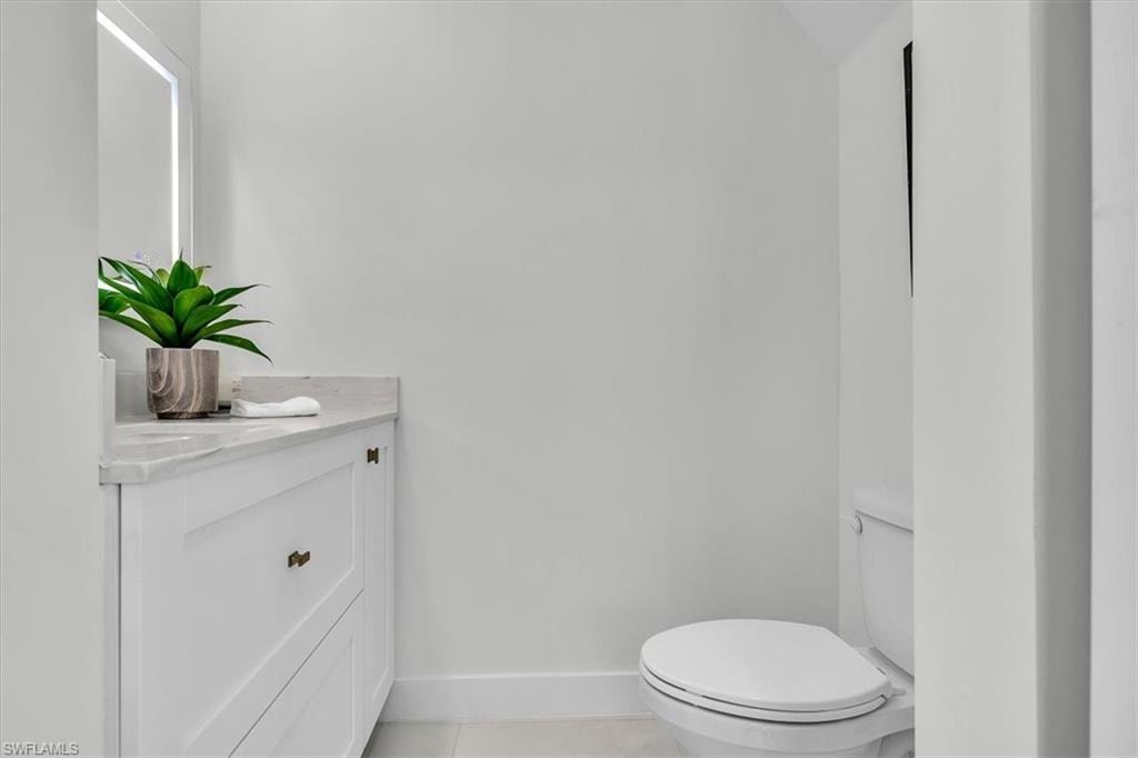 Down stairs half bath