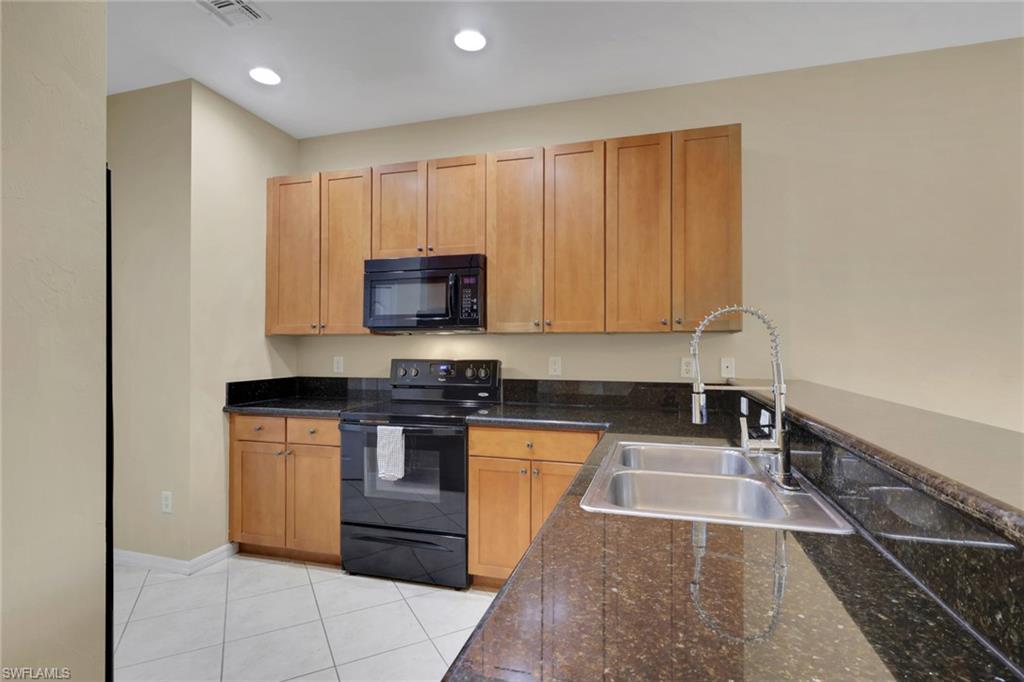 10260 Olivewood WAY 58 photo 12