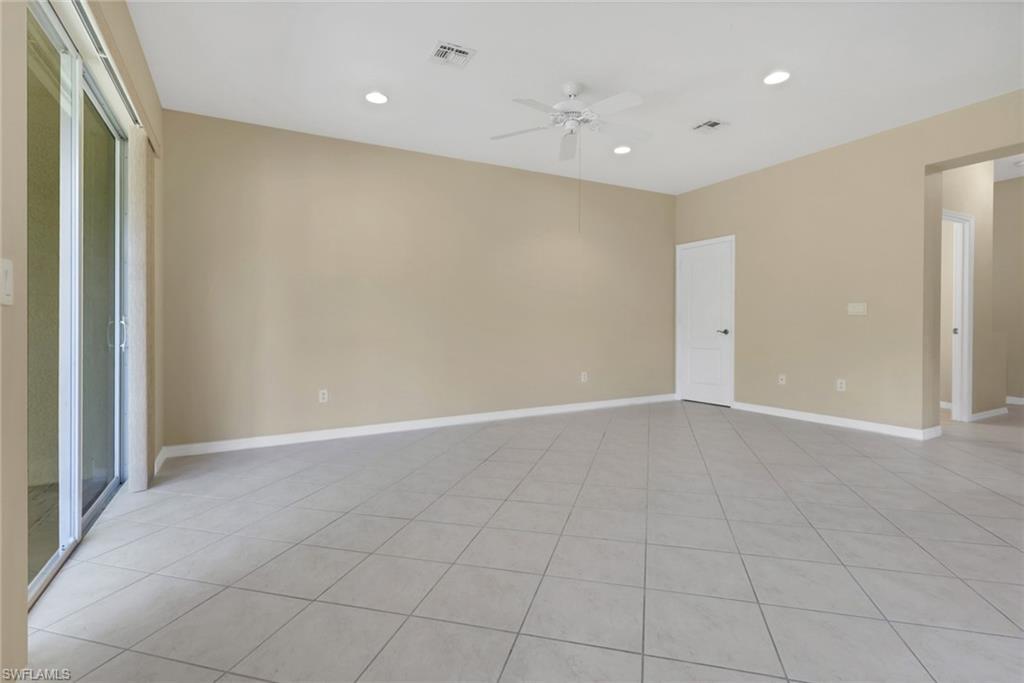 10260 Olivewood WAY 58 photo 8