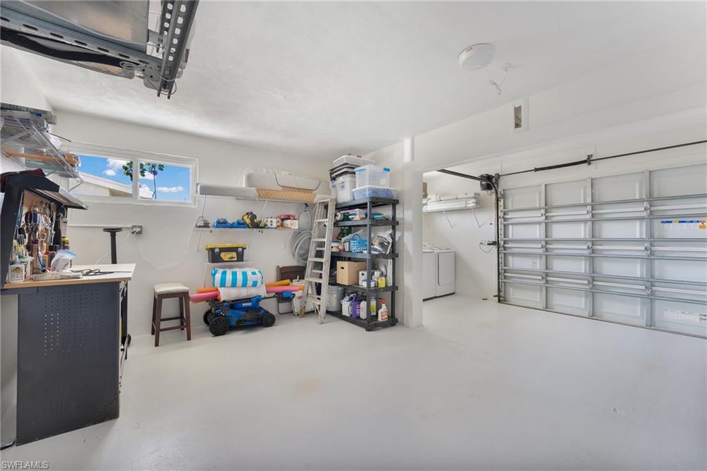 9 Fairview BLVD photo 25