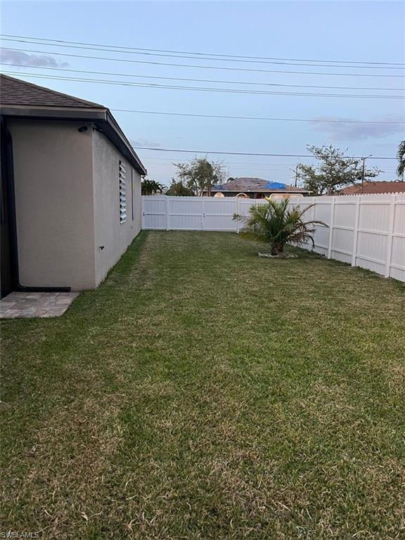 304 SW Trafalgar PKWY photo 44