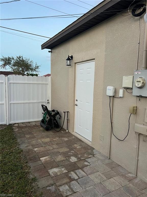 304 SW Trafalgar PKWY photo 40