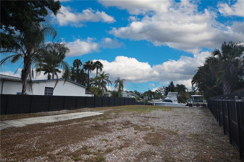 2228 Marina Park DR