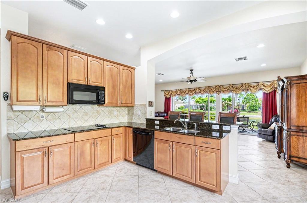 14809 Canton CT photo 16
