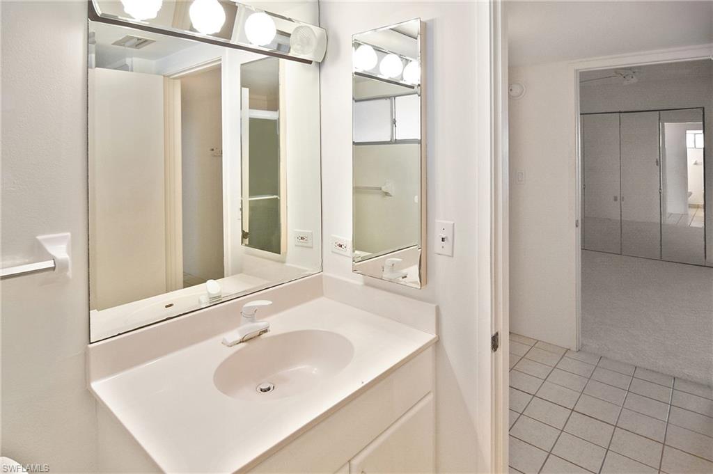 200 Periwinkle WAY 225 photo 15