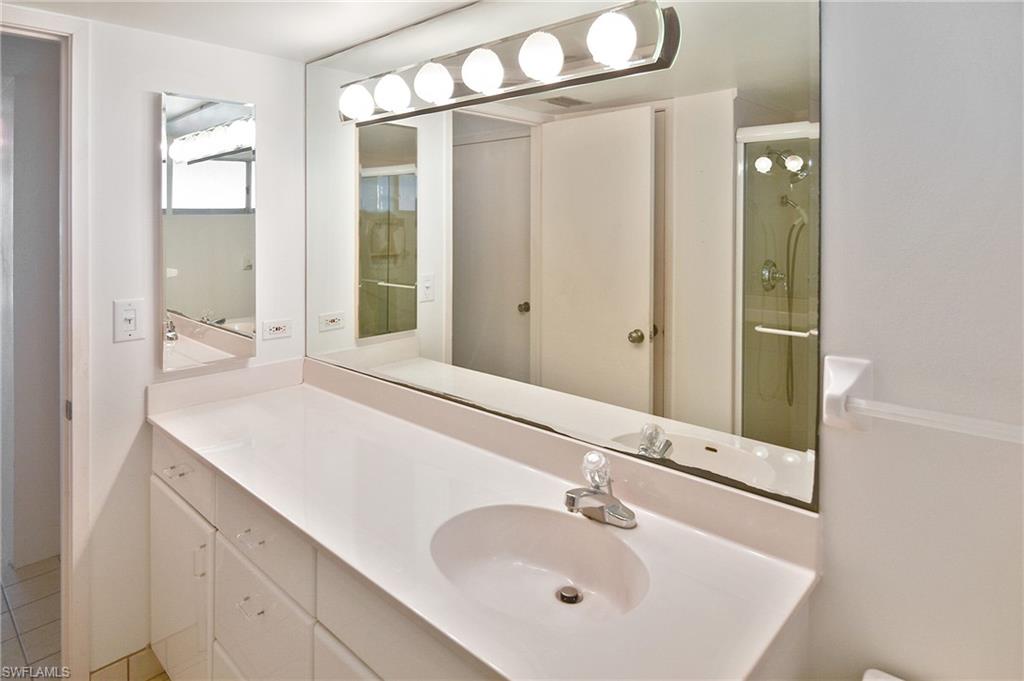 200 Periwinkle WAY 225 photo 25