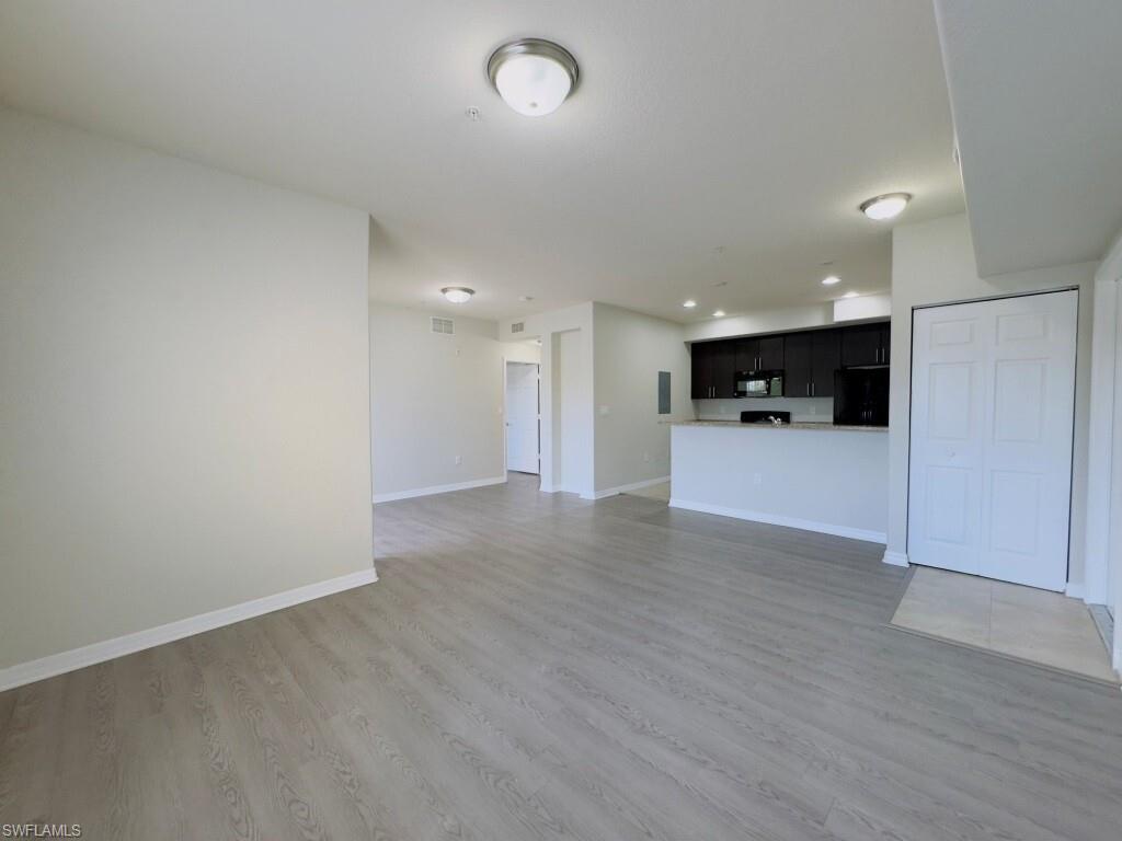 13160 Bella Casa CIR 2111 photo 7