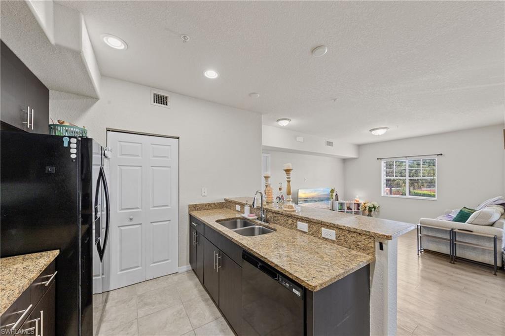 13160 Bella Casa CIR 2111 photo 11