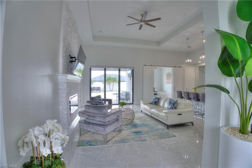 225 NW 1st ST