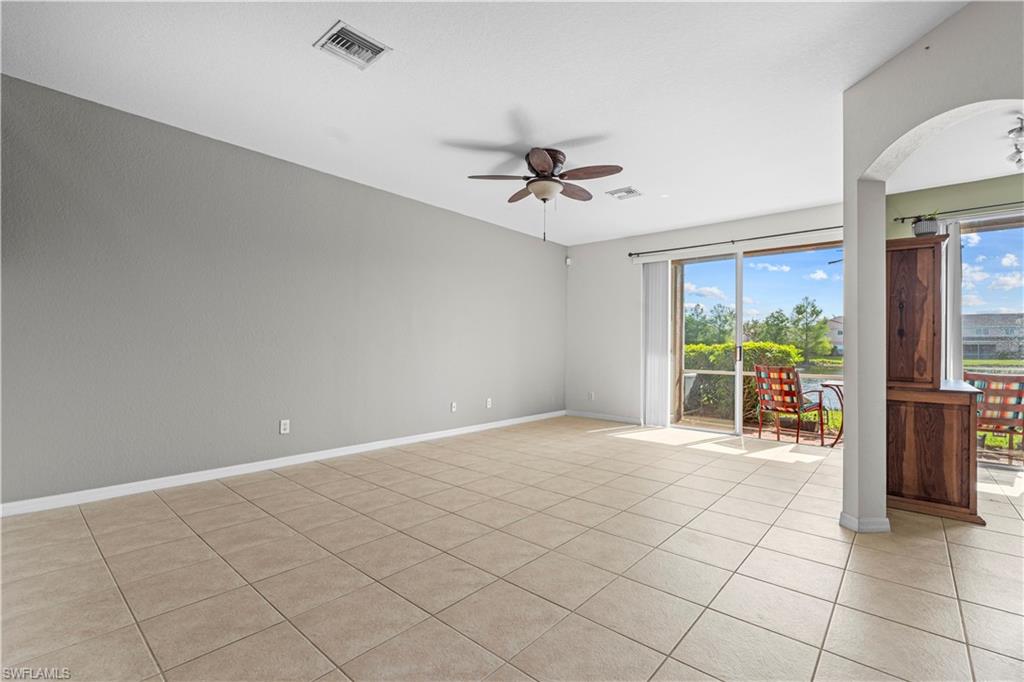 9808 Roundstone CIR photo 16