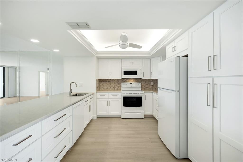 15011 Punta Rassa RD 403 photo 6