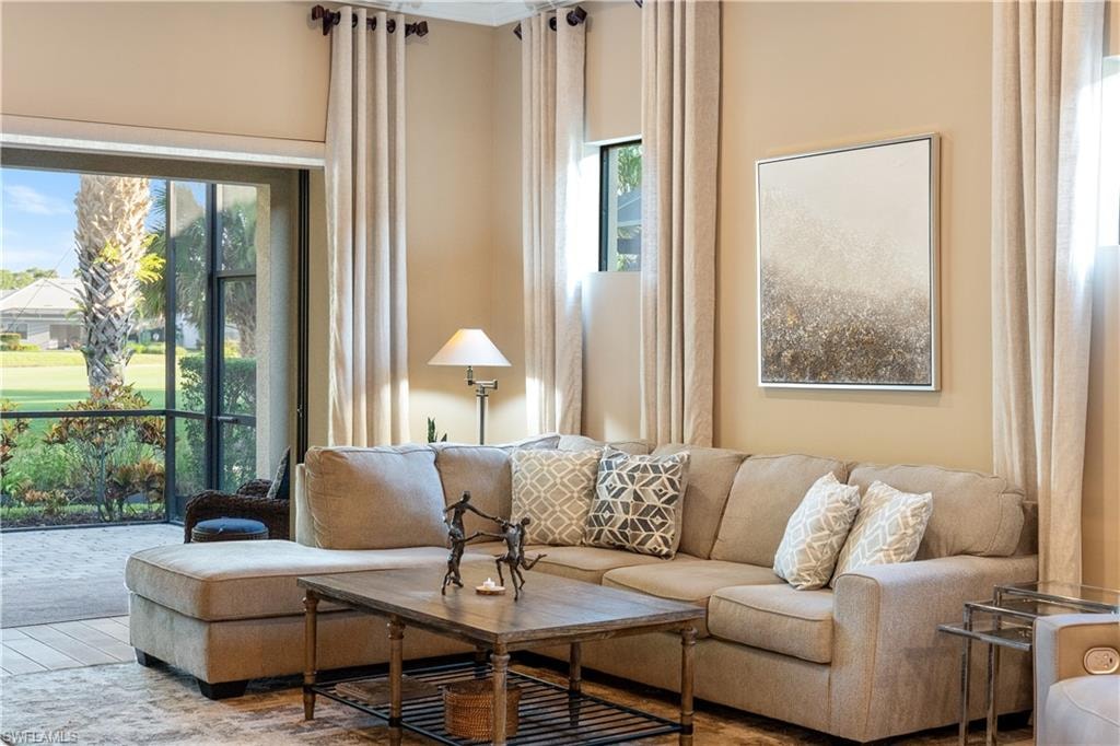 9418 Greyhawk TRL