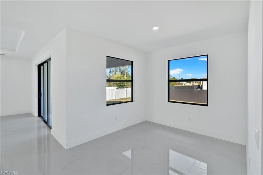 1142 Edelweiss ST E photo 11