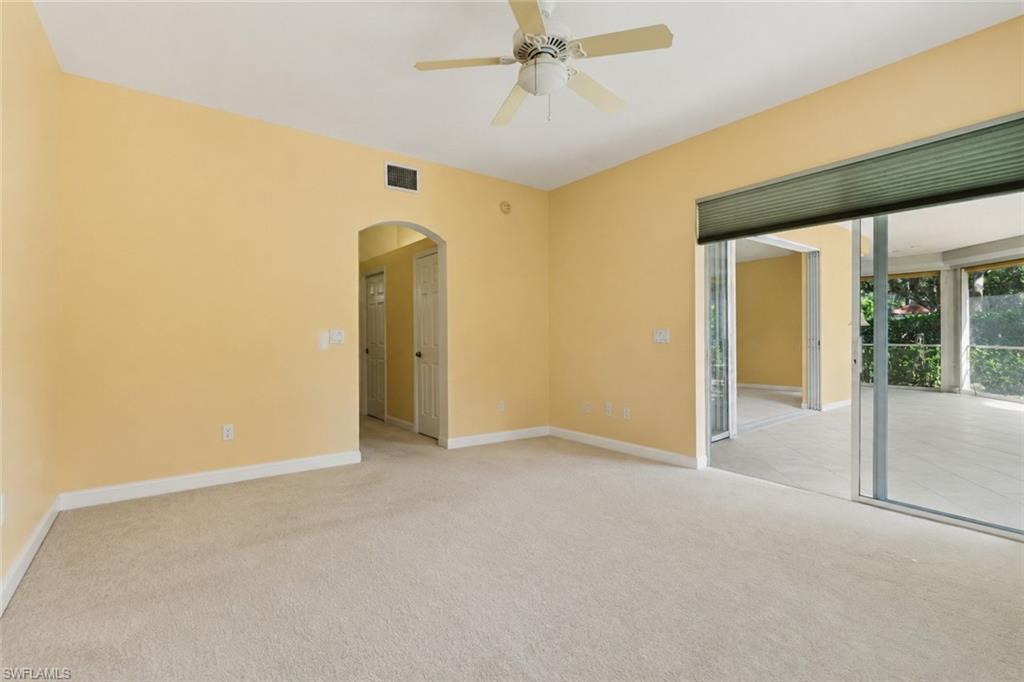 Master bedroom with access to lanai