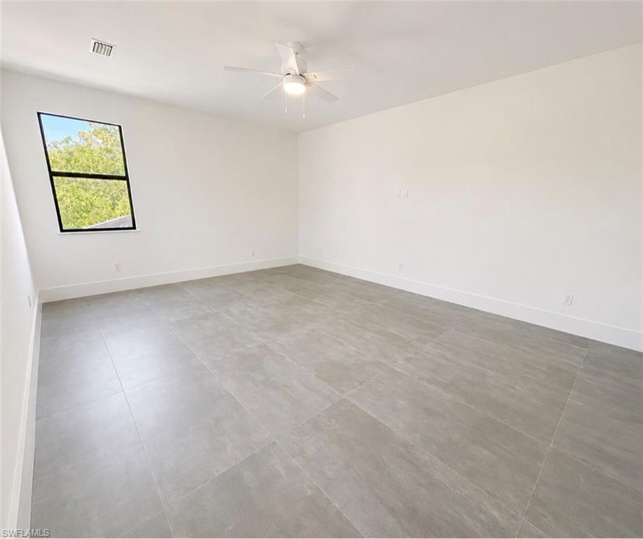2727 Van Buren AVE photo 6