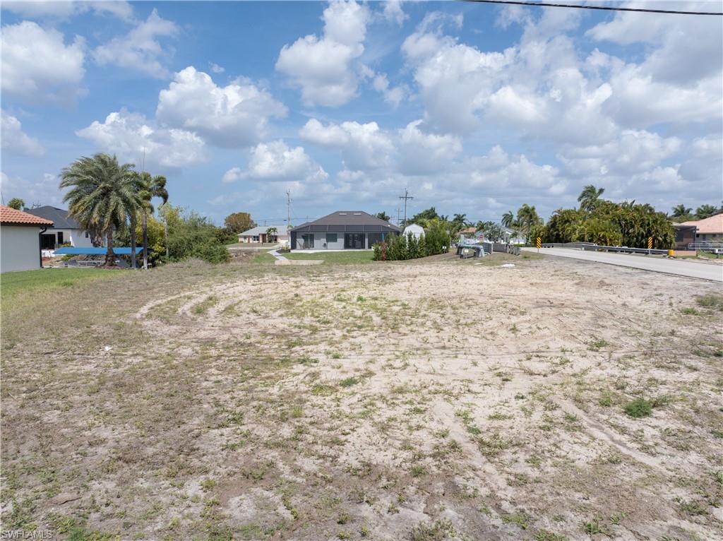 2581 SW 28th TER photo 10