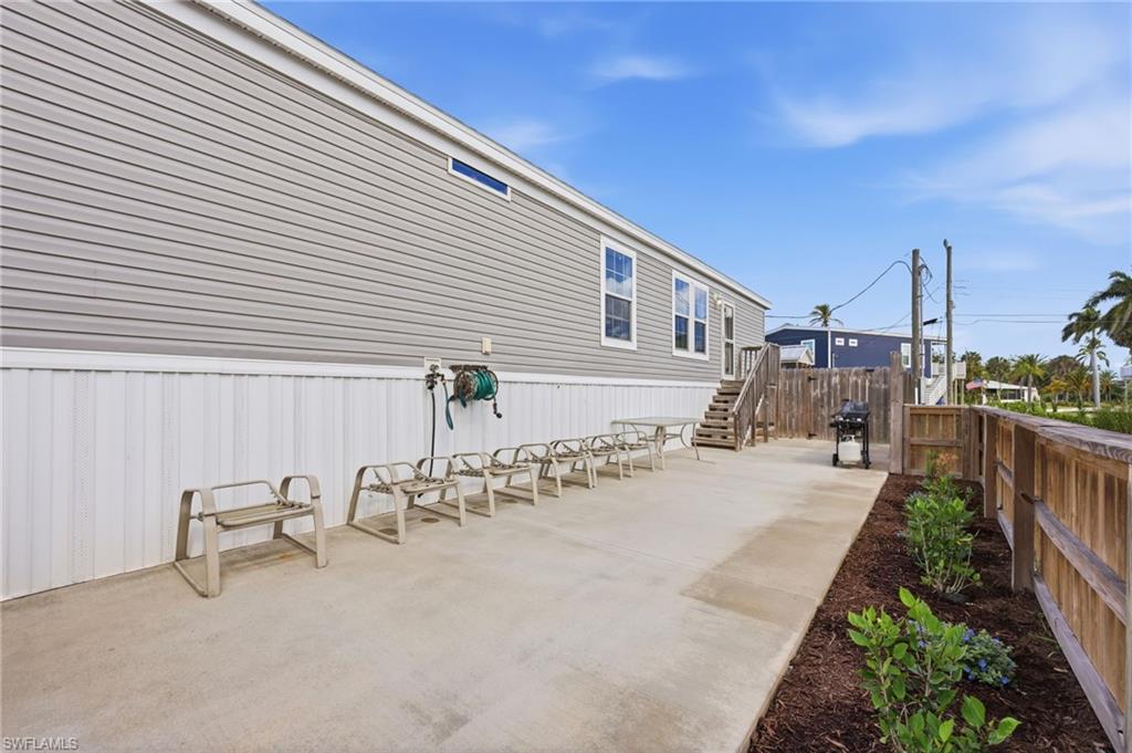 13110 Point Breeze DR photo 30