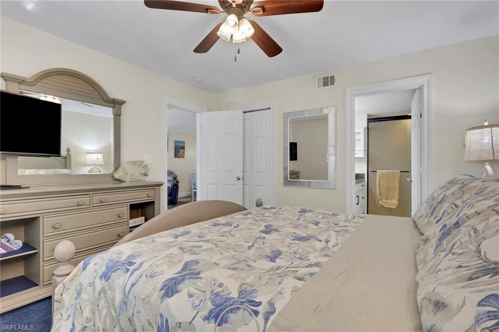 134 Cypress WAY E 305 photo 11