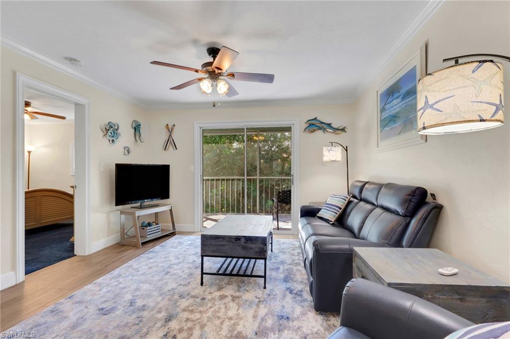 134 Cypress WAY E 305 photo 8