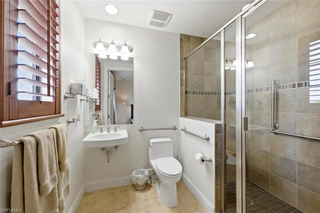2538 Marquesa Royale LN PH 5-301 photo 40
