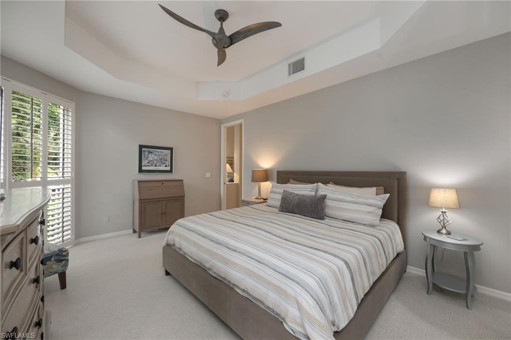 1505 Clermont DR B202 photo 13