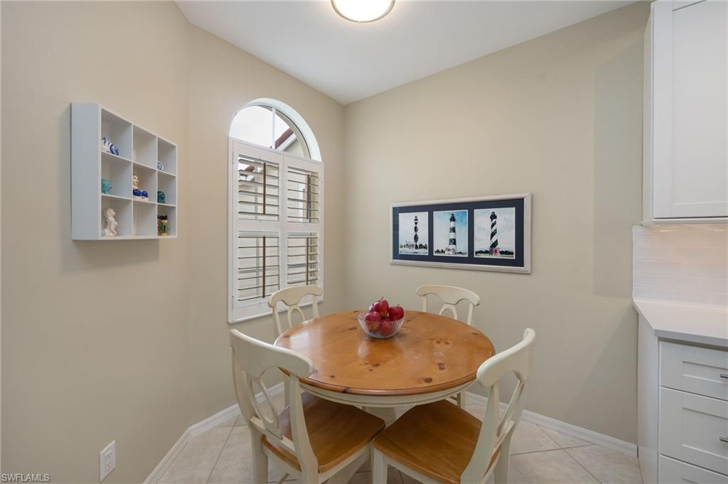 1505 Clermont DR B202 photo 11