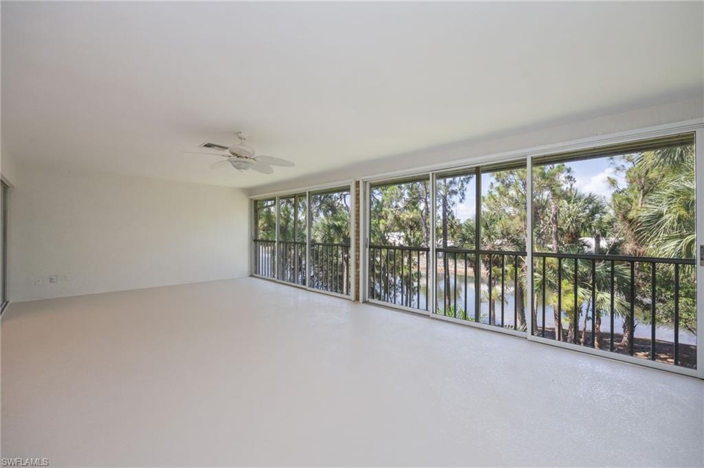 oversized expansive lanai
